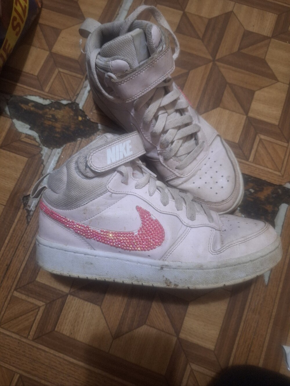 Nike Women’s Light Pink High-Top Sneakers with Pink Crystal Swoosh USED